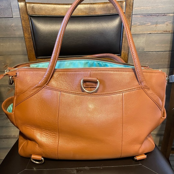 Lily Jade Bags Lily Jade Elizabeth In Camel Poshmark